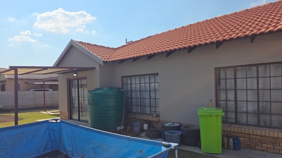 3 Bedroom Property for Sale in Waterkloof East North West